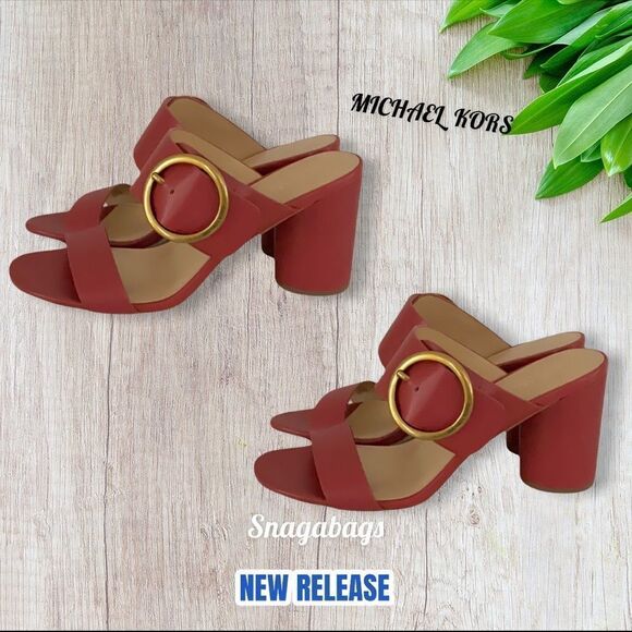 MICHAEL KORS NEW IN BOX ESTELLE MID LEATHER SLIP ON SANDAL 8M - Picture 1 of 9